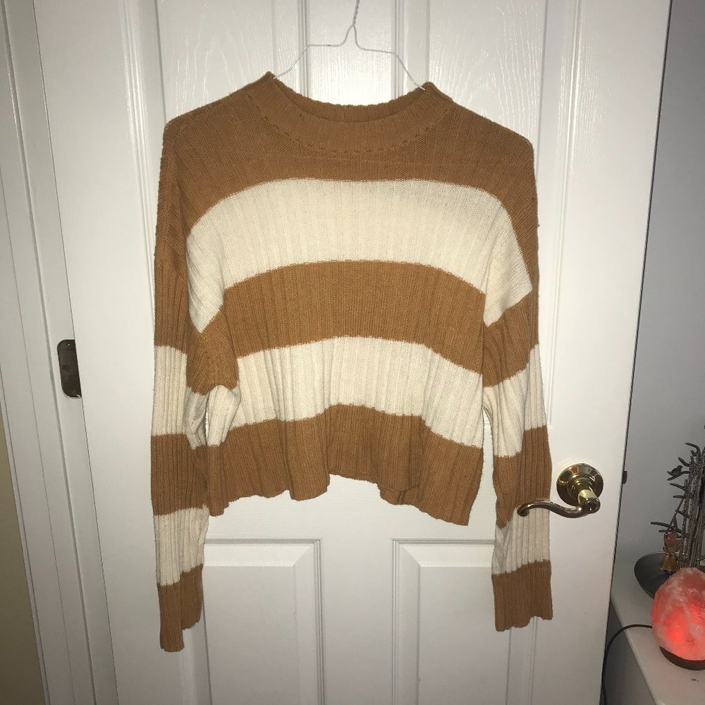 AMERICAN EAGLE STRIPPED SWEATER